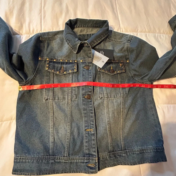 NEW! Women's Frye Denim Studded Jean Jacket Large - Picture 5 of 8